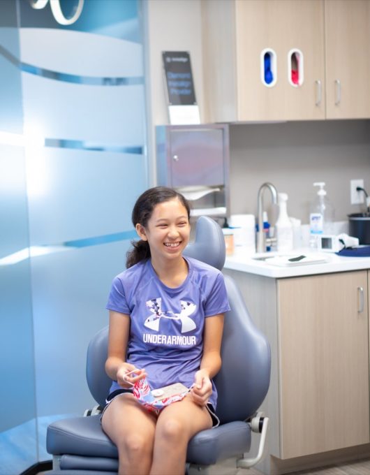 Hentscher Johnson Orthodontics Columbia Illinois Patient Candids 46 530x680 - Contact