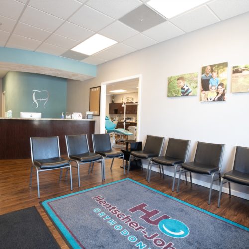 Hentscher Johnson Orthodontics Waterloo Illinois Office5 500x500 - Tour Our Offices